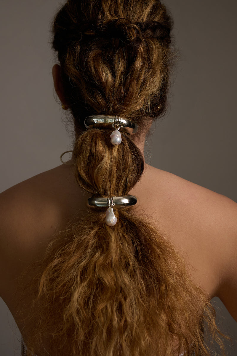 Freshwater Pearl Glossy Arch Pony Cuff