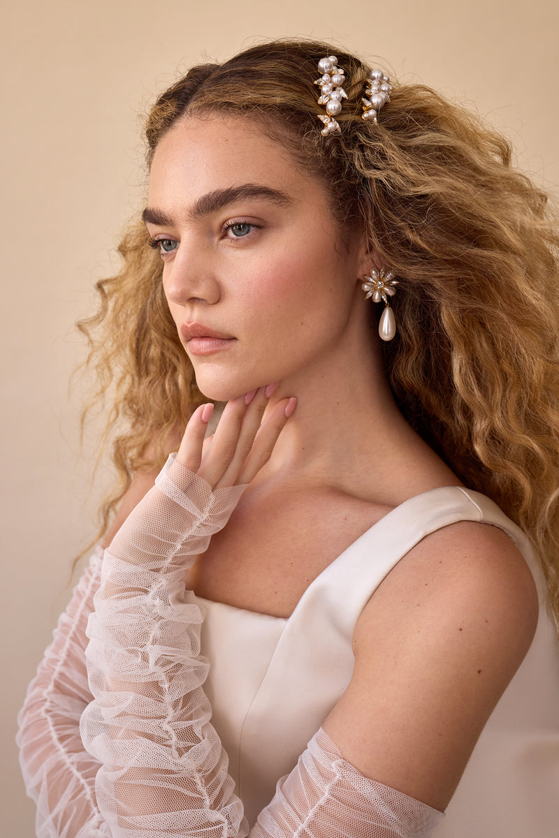 Mattar Pearl and Crystal Barrette