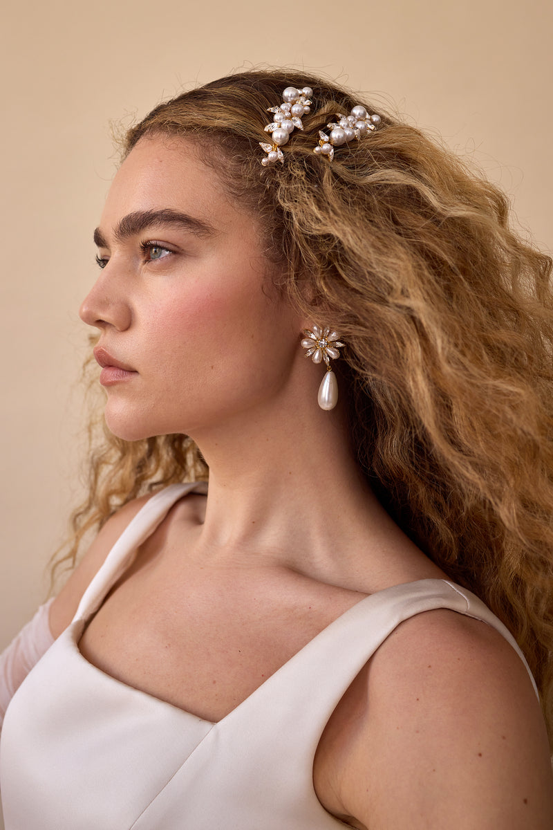 Mattar Pearl and Crystal Barrette