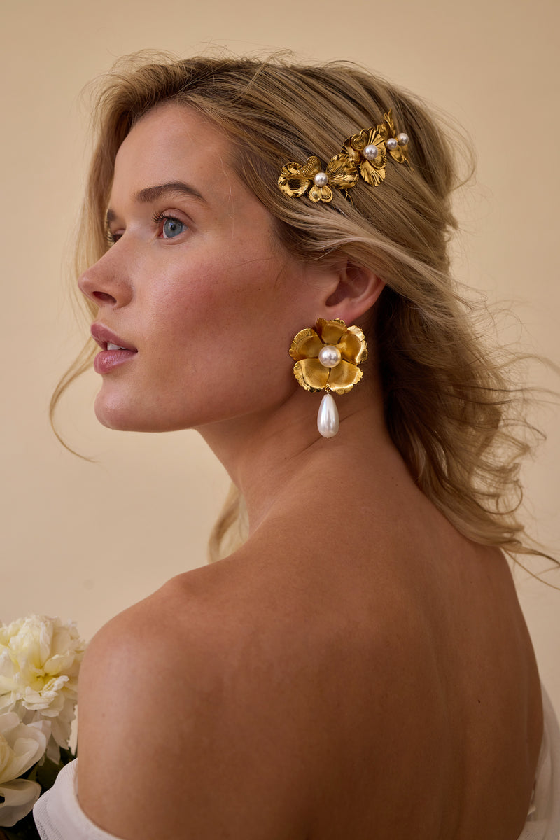 Eden Pearl Tear Drop Earrings