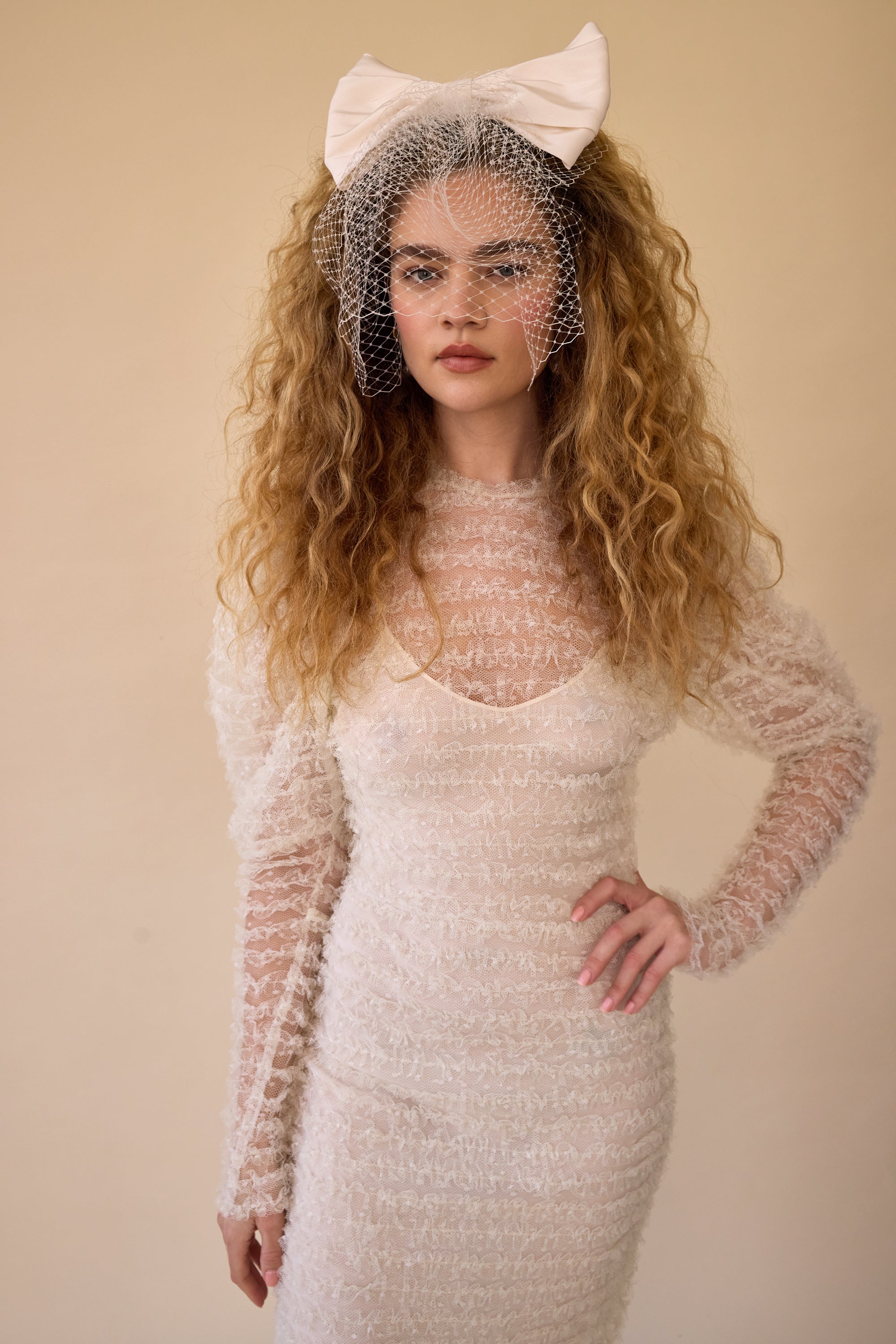 Kiana Bow Blusher Veil