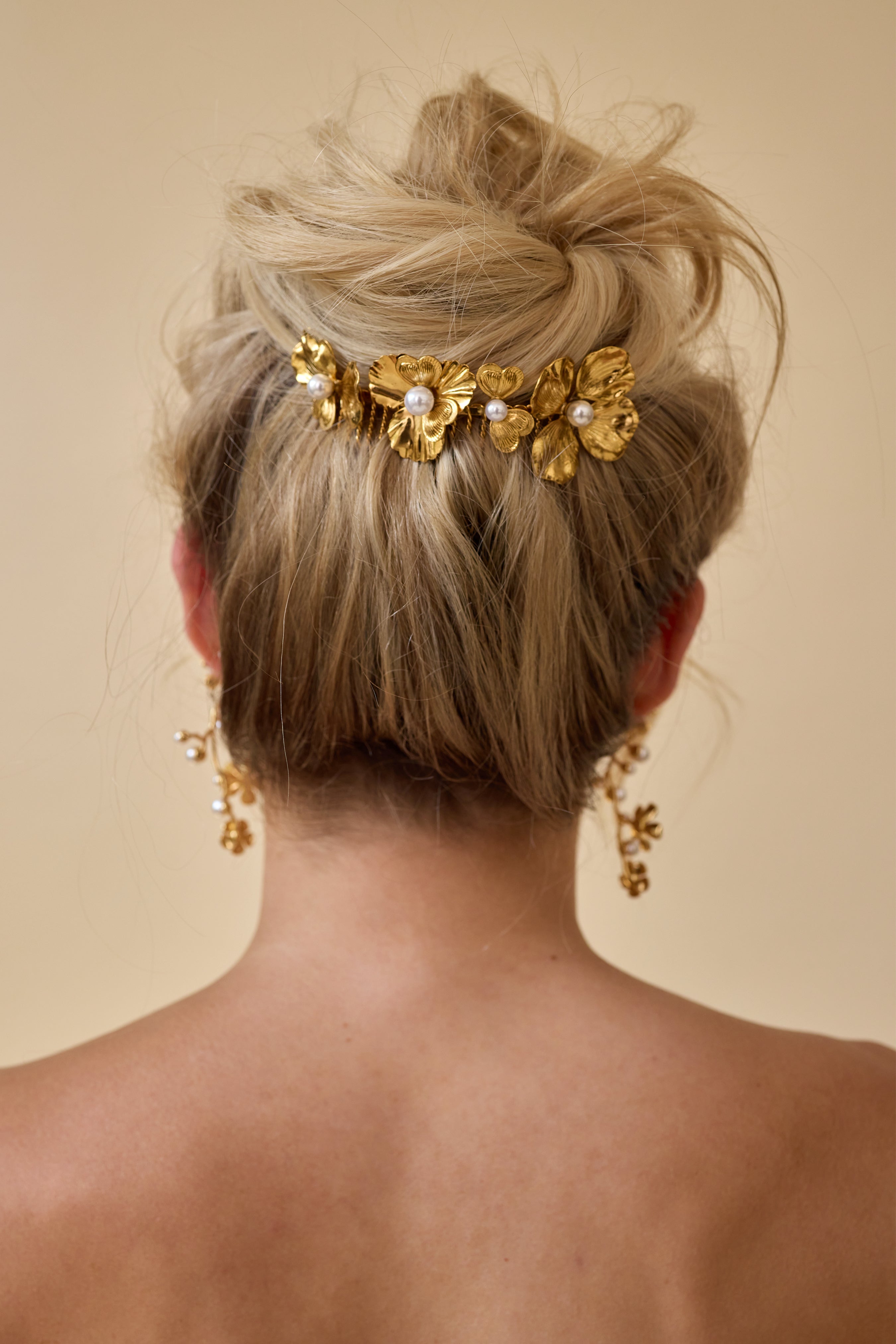 Poppy Pearl Comb