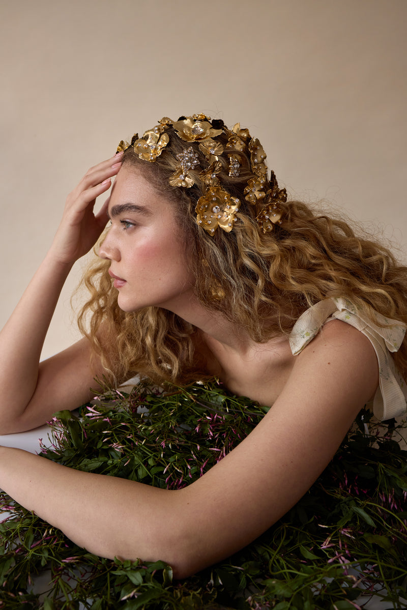 Jasmine Floral Crystal Comb