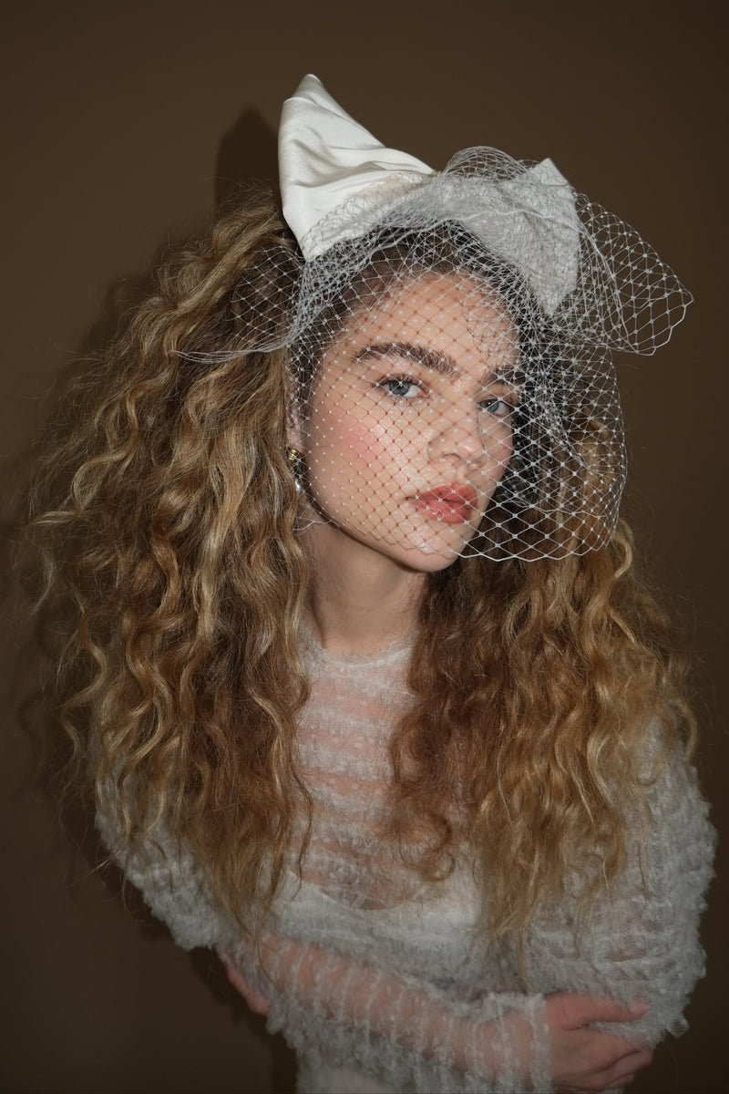 Kiana Bow Blusher Veil