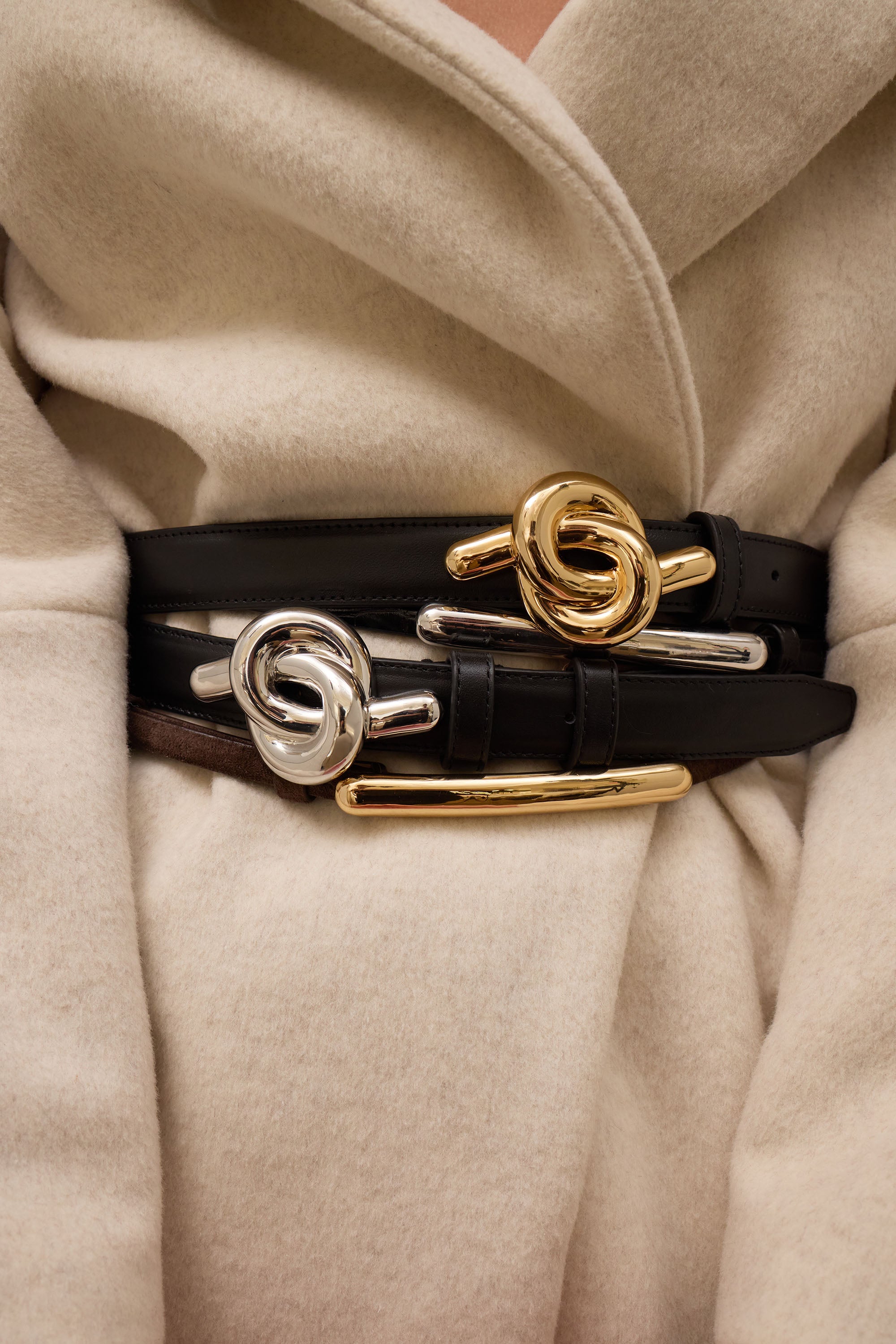 Glossy Knot Leather Belt