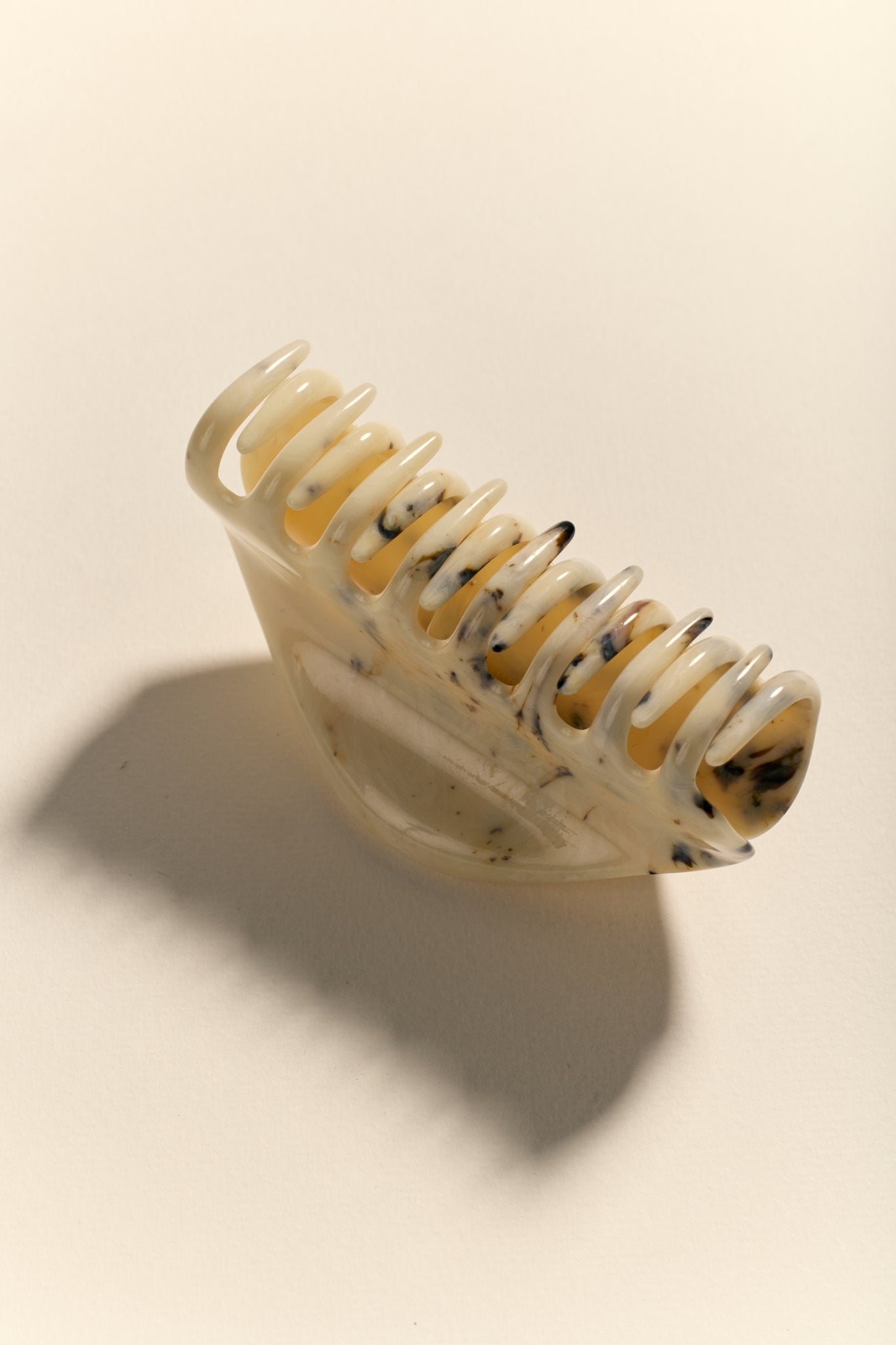 Bleecker Claw Clip