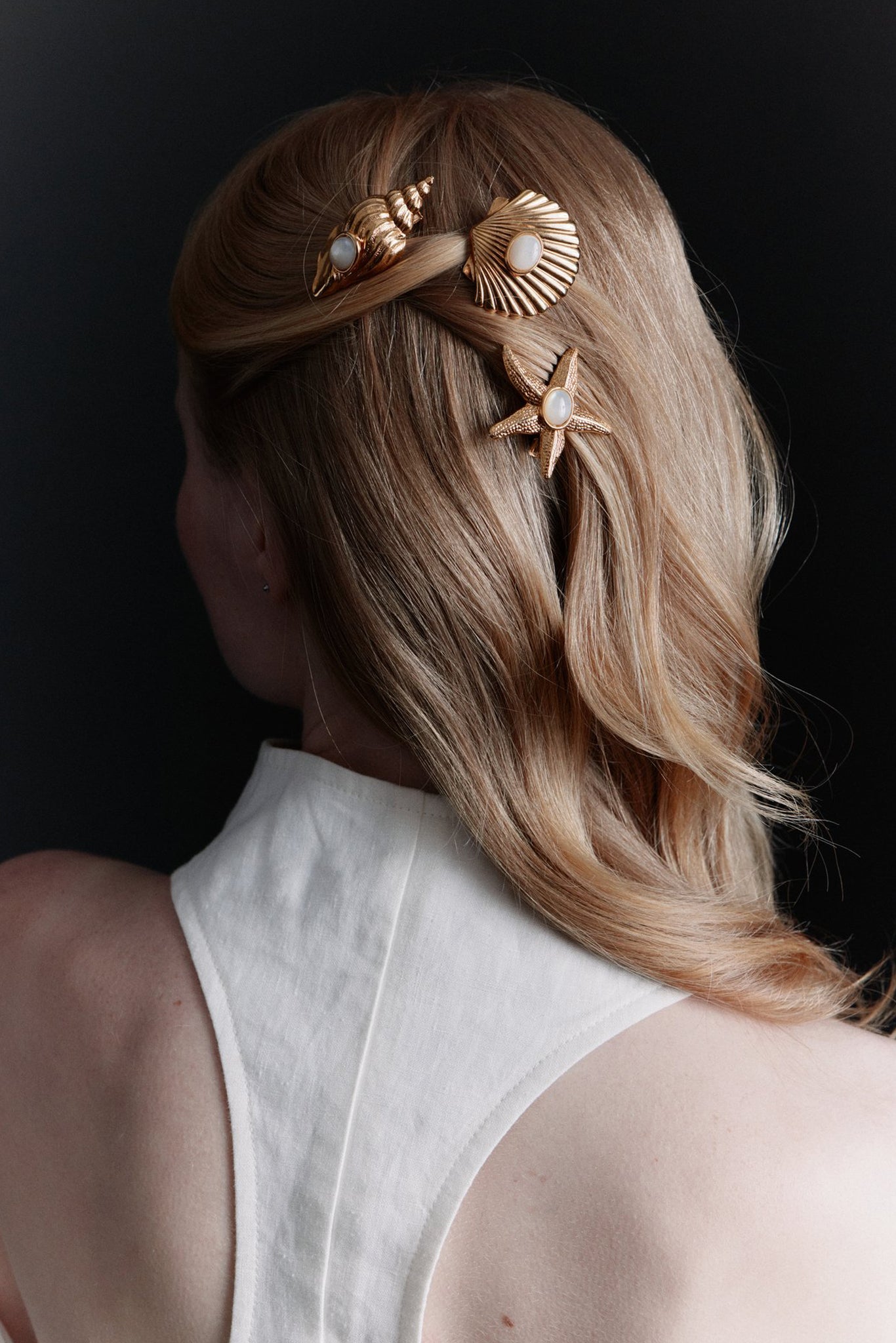 Serena Stone Seashells Clip Set of 3