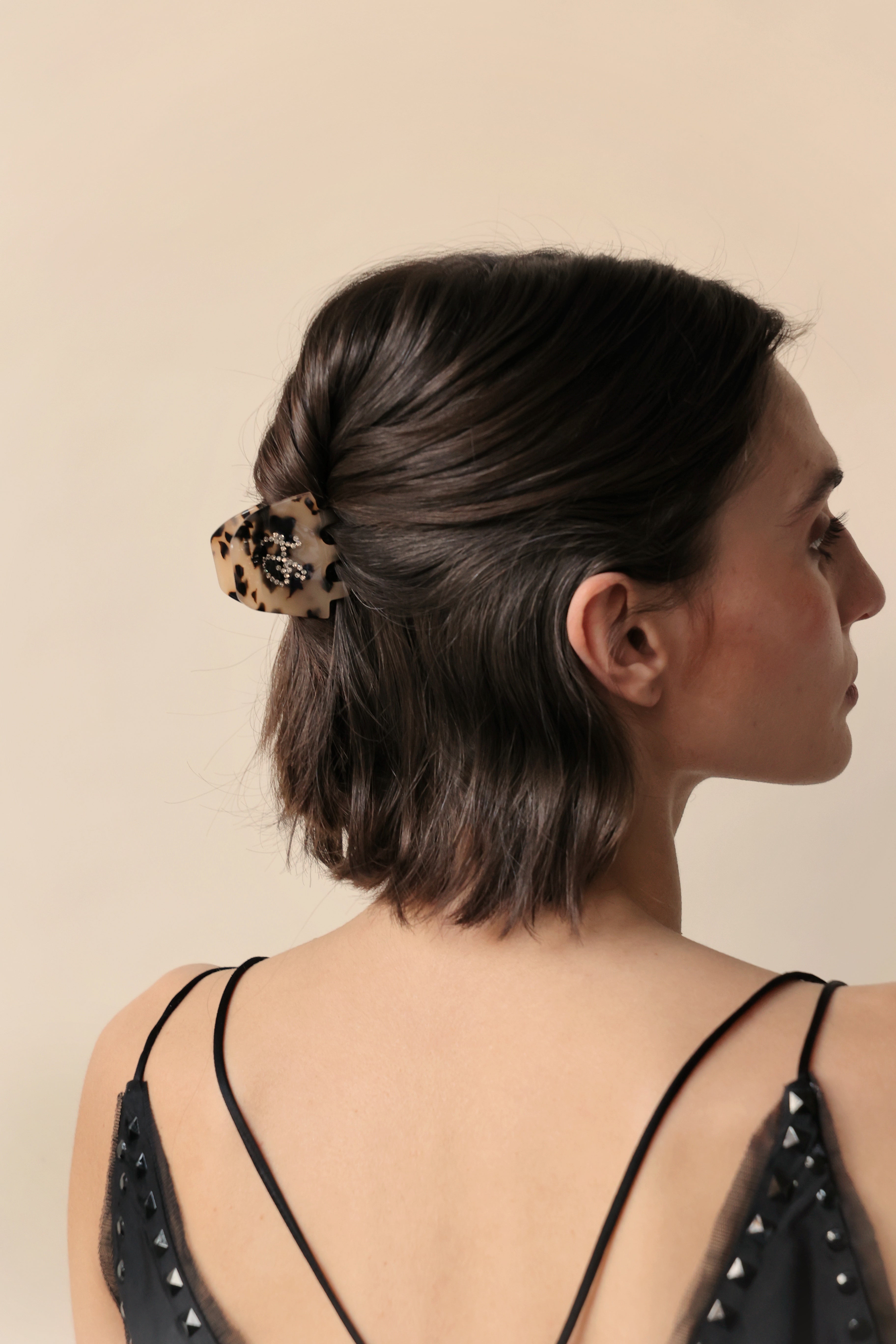 Tortoise Gram Claw Clip