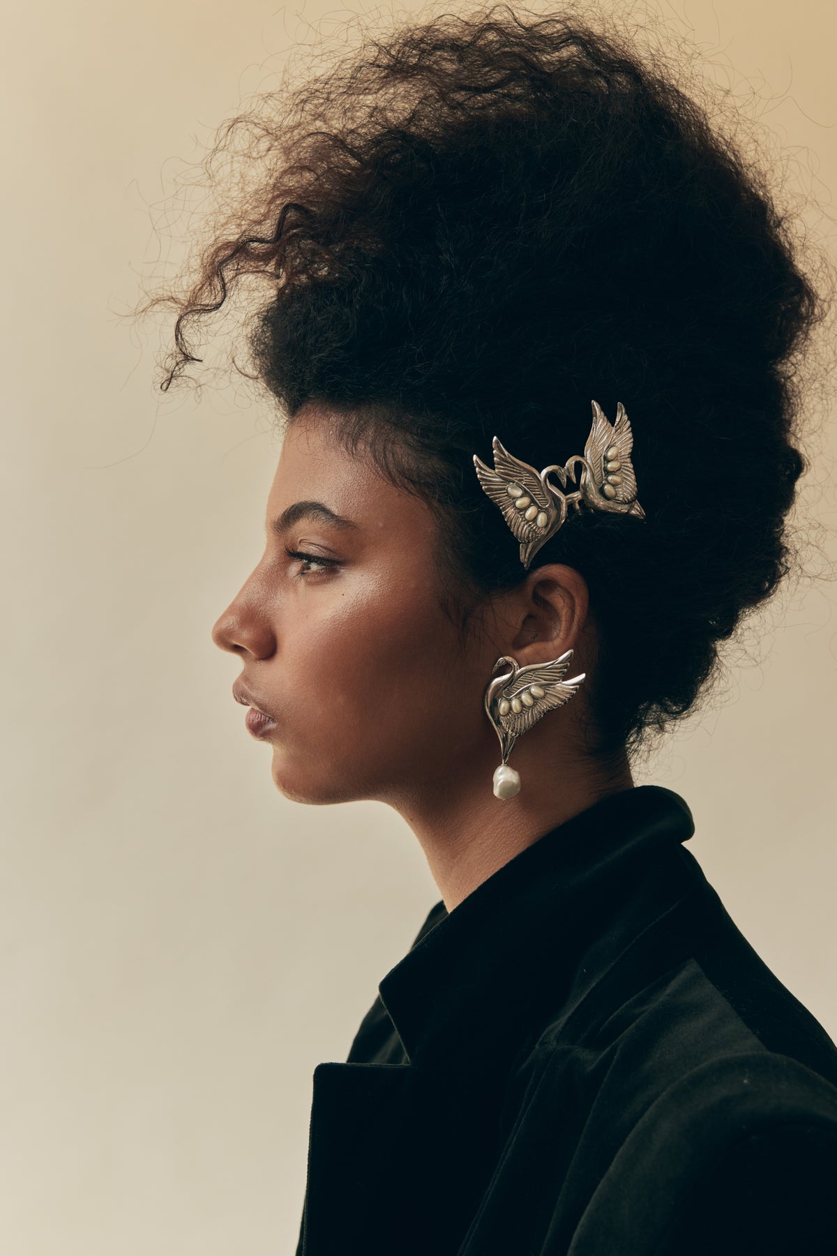 Grace Pearl Swan Earrings