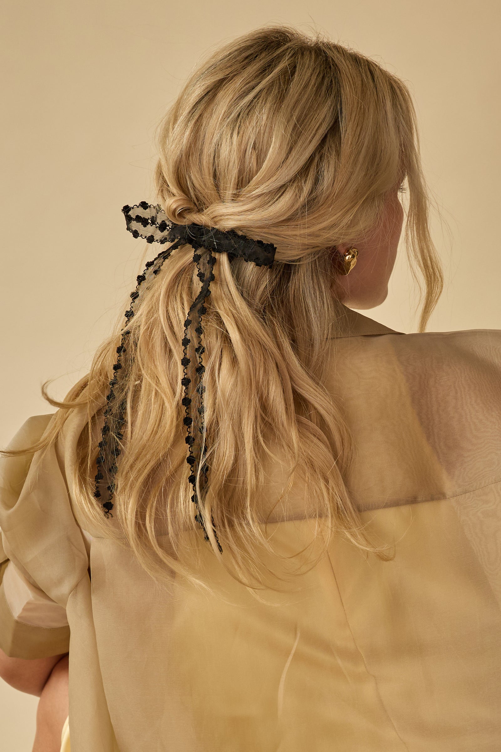 Willow Embroidered Sheer Slim Bow | LELET NY display picture 3
