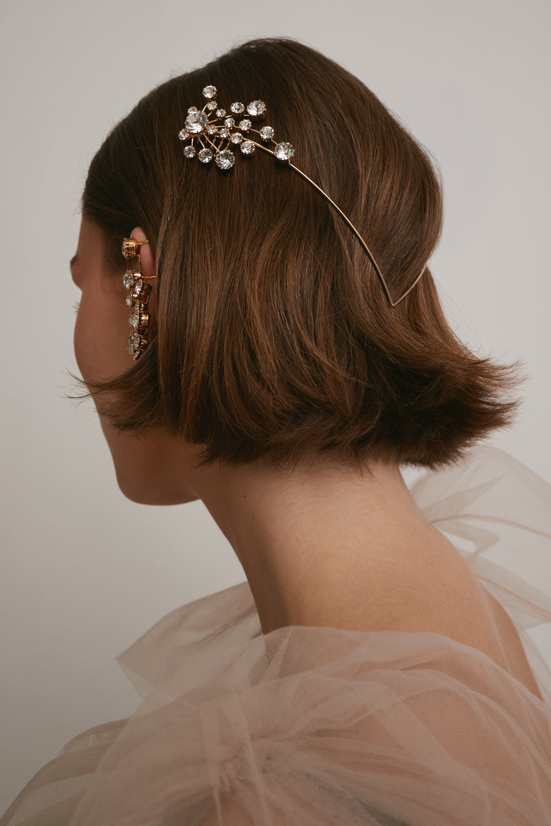 Briar Semi Crystal Vee Halo