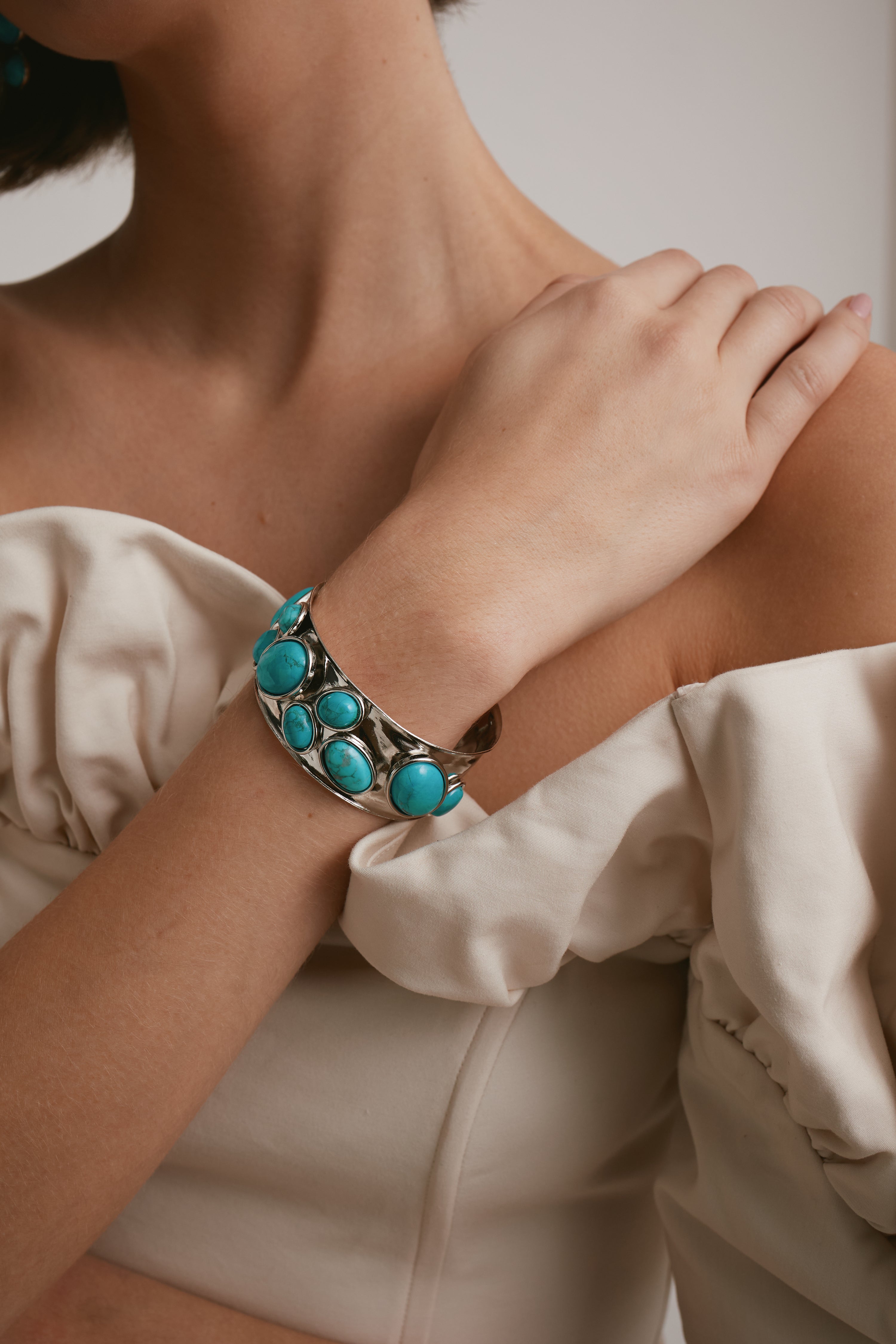 アクセサリー tubus Vega Vega Stone Cuff Bracelet| LELET NY