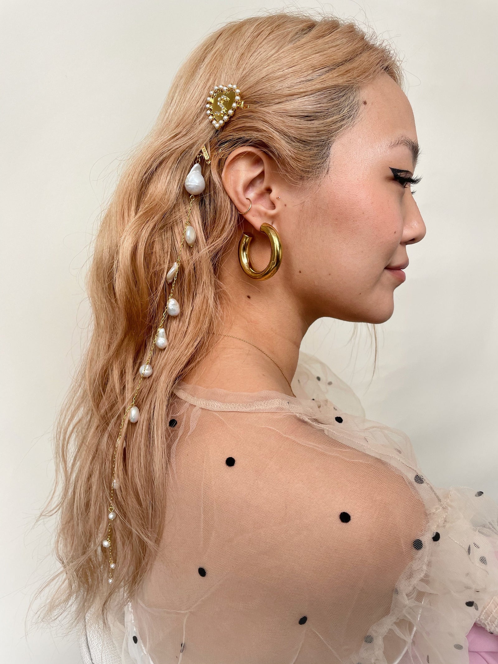 Freshwater Pearl Spine Comb | LELET NY display picture 3
