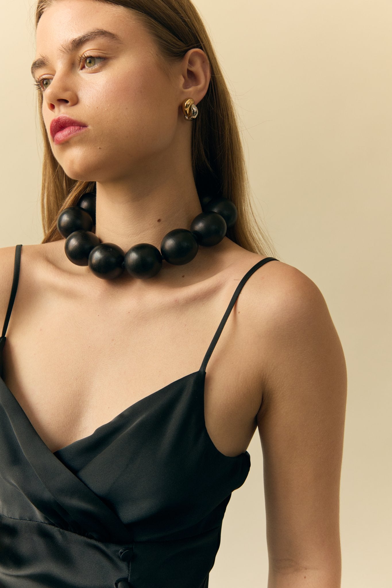 Arlo Oversized Wood Necklace
