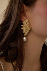 Nadia Pearl Earrings