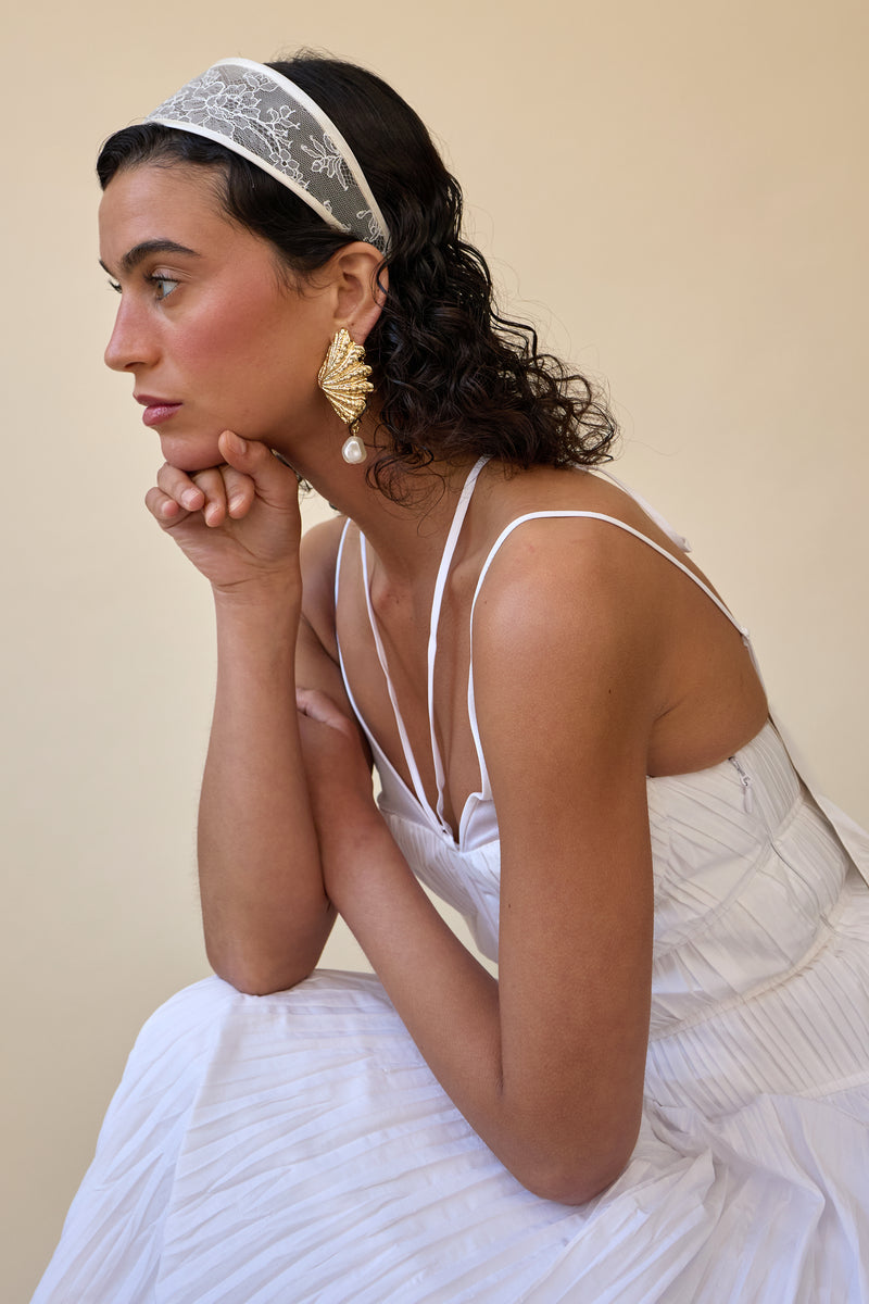 Nadia Pearl Earrings
