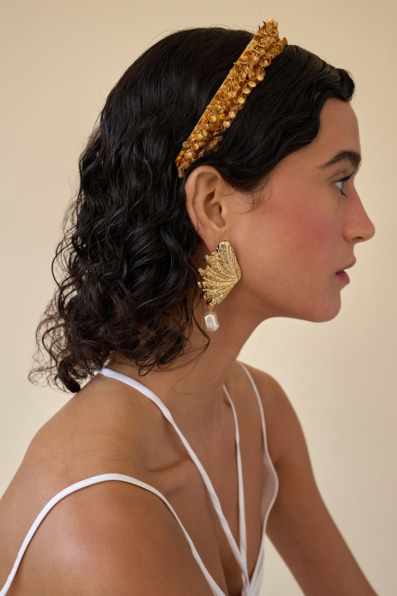 Nadia Pearl Earrings