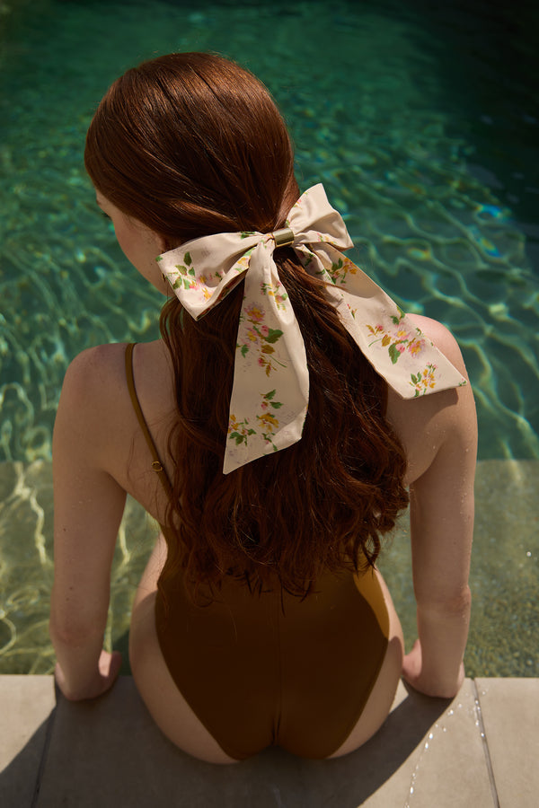 Sophie Glossy Bow