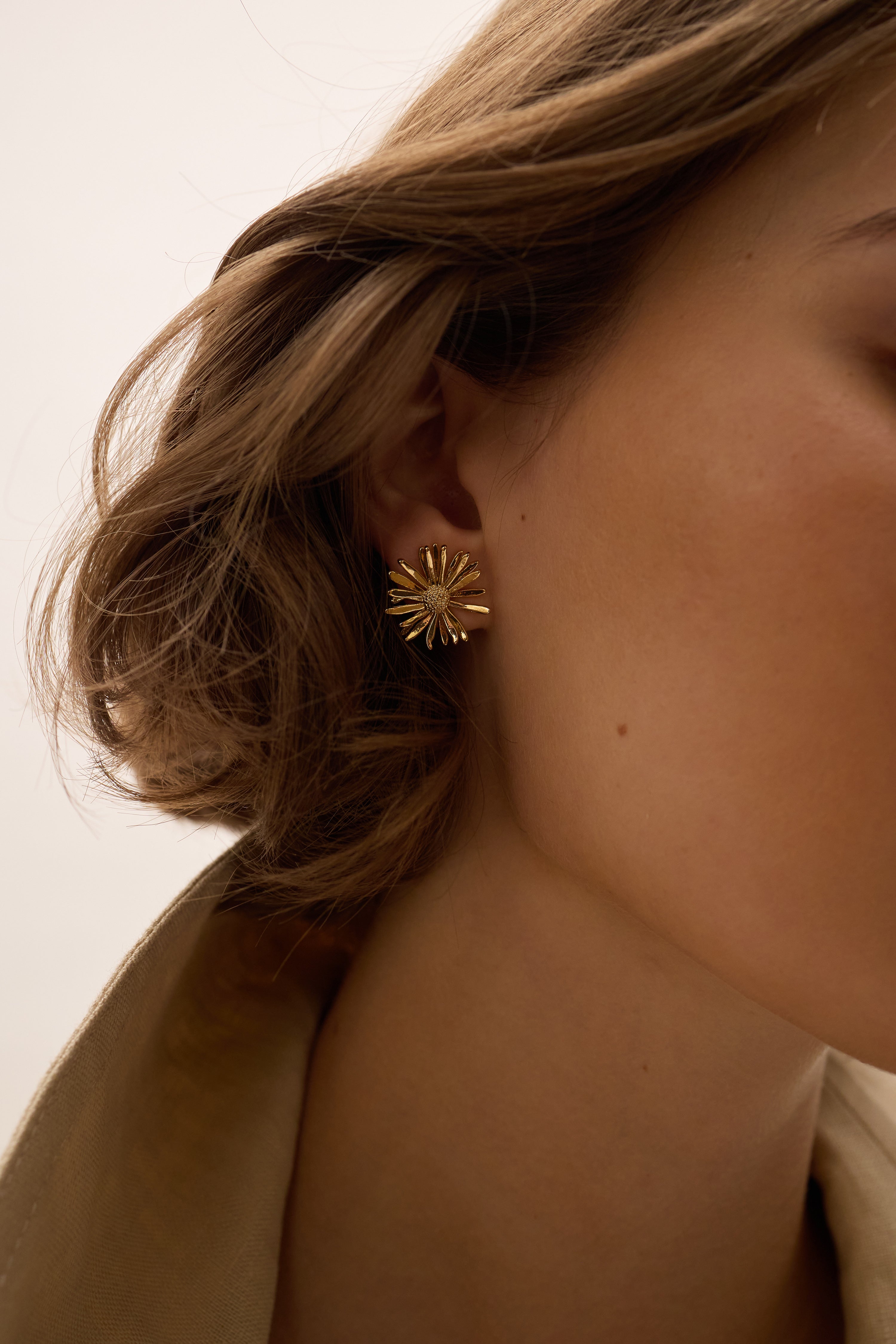 Daisy Stud Earrings
