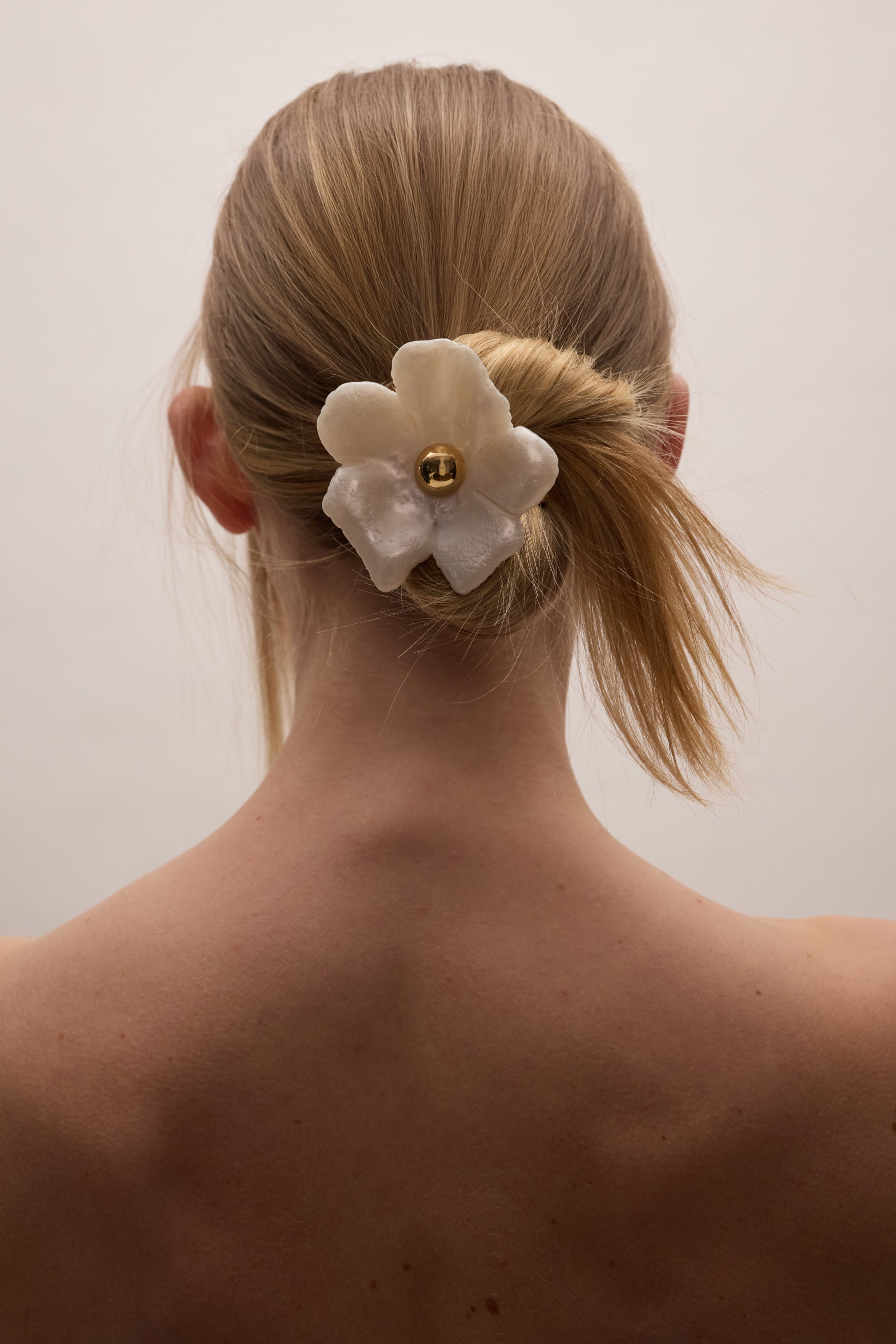 Eden Resin Medium Pony Cuff