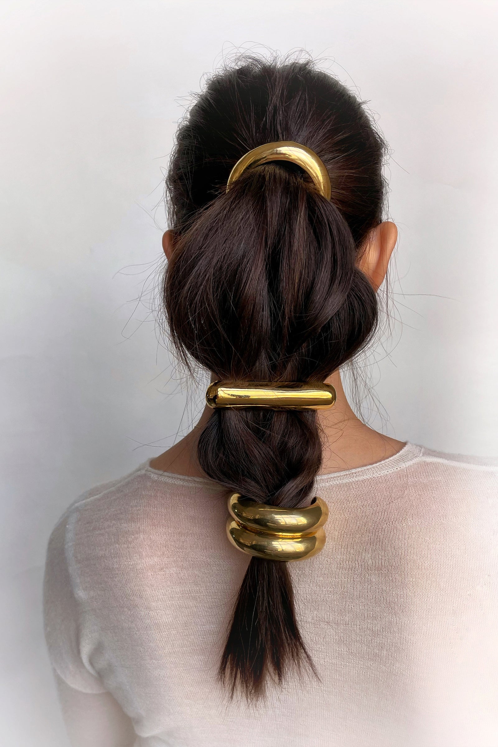 Glossy Double Arch Pony | LELET NY