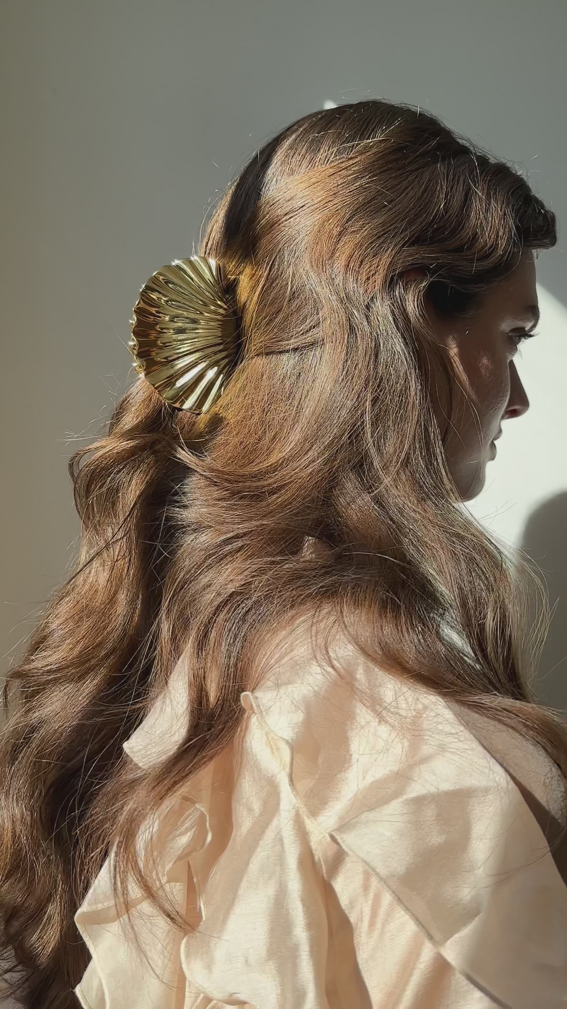 Glossy Shell Metal Claw Clip | LELET NY